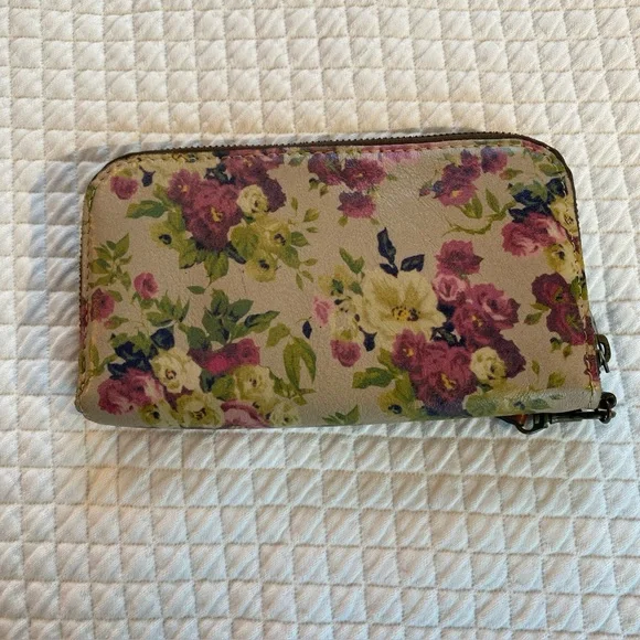 Patricia Nash Antique Rose Leather Wristlet Zippered Wallet 7.6”x4.5” - Picture 2 of 10